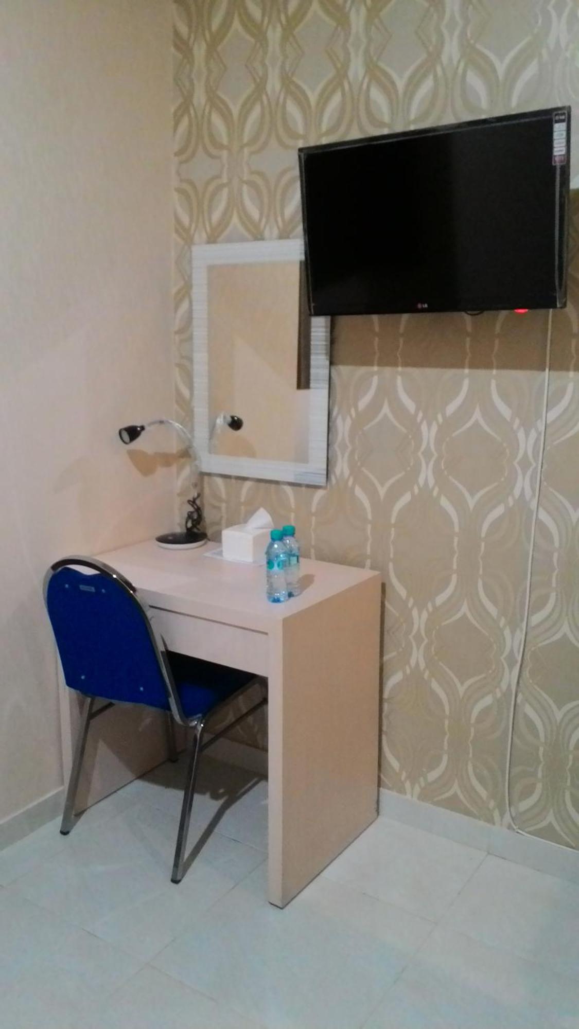 Swk 95 Hotel Surabaja Zewnętrze zdjęcie