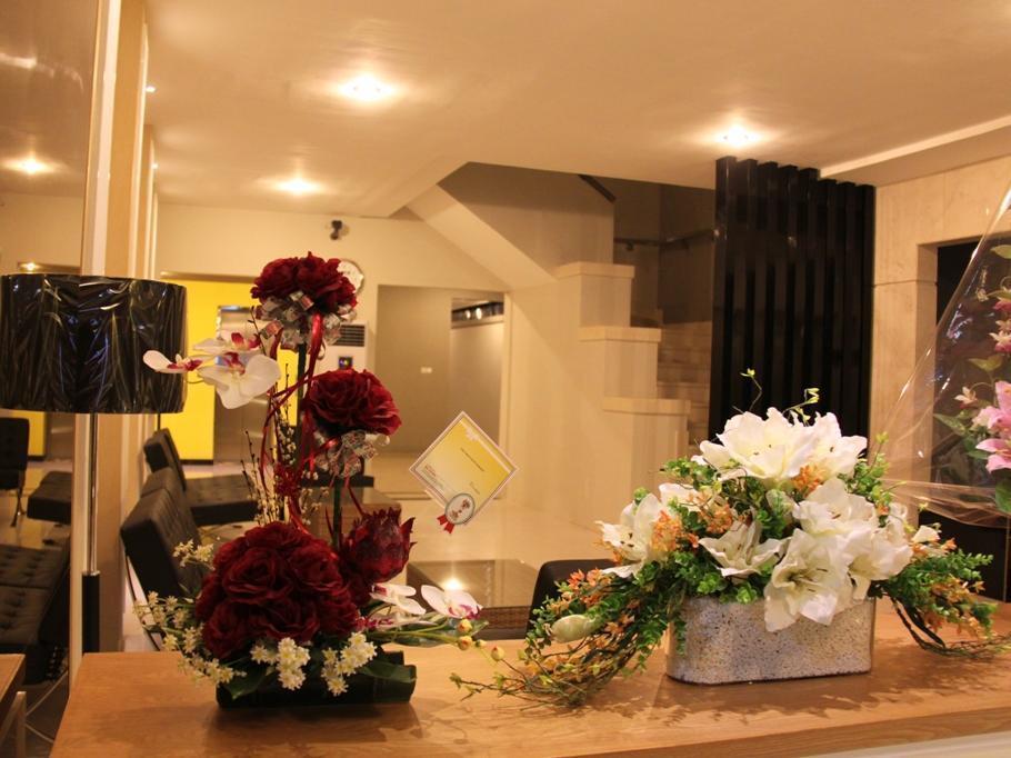 Swk 95 Hotel Surabaja Zewnętrze zdjęcie